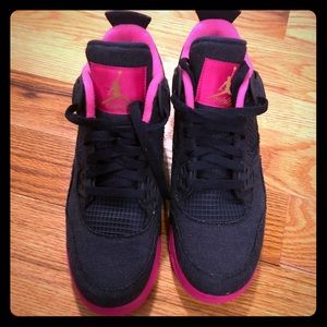 Never worn! Jordan’s. Youth size 7.5/ Women’s 9